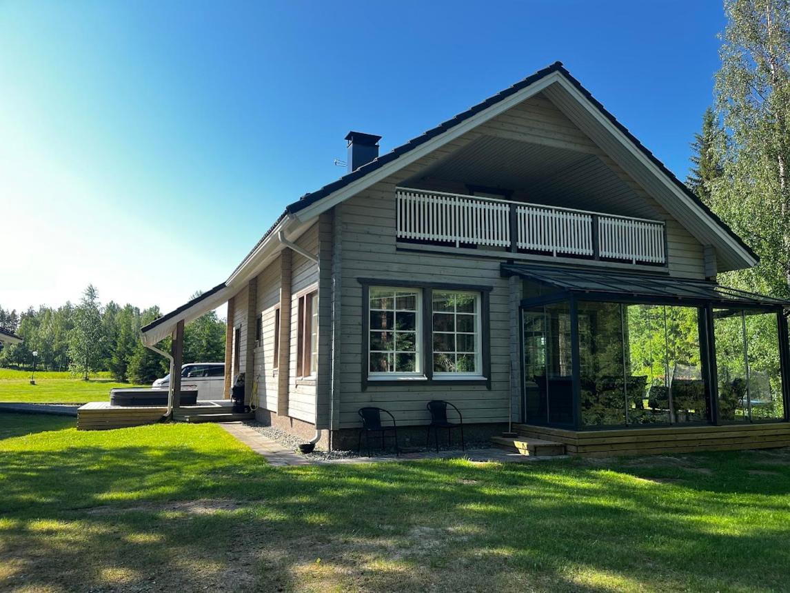 Keskikosken Lomamoekit Venajanjarvi Exterior photo